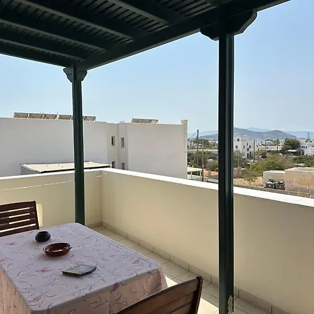 Sia's شقة Naxos City
