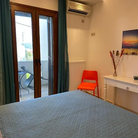 Sia's شقة Naxos City
